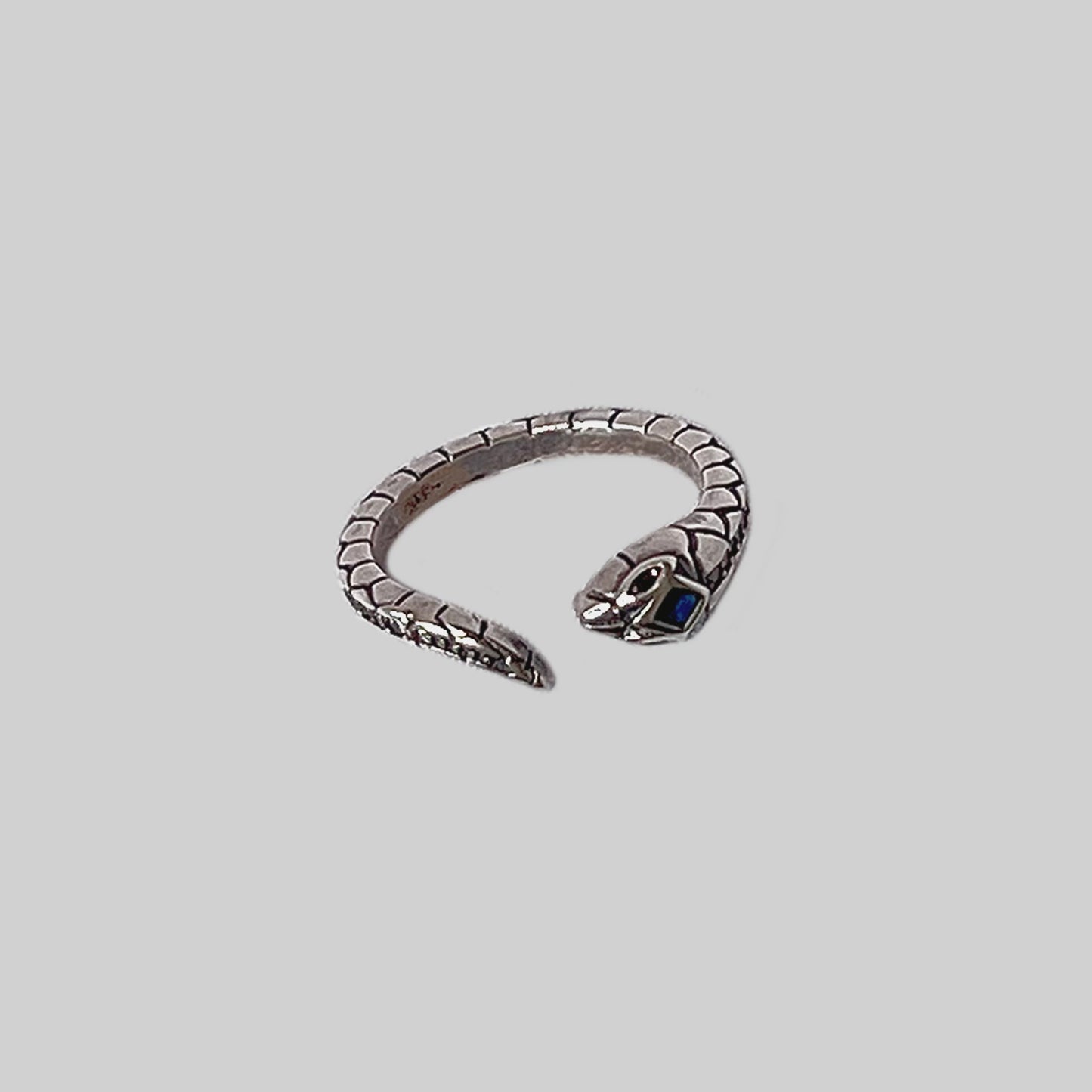 Viper Ring